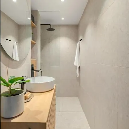 Nyoppusset Gamle Διαμέρισμα *